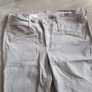 GAP Zippered Skinny Jeans 28T